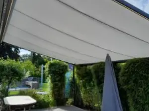 Sonnenschutzanlage – Referenzprojekt von SMS Metallbau
