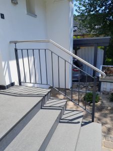 Kröger_Aufgangsgeländer_20241001_182026829